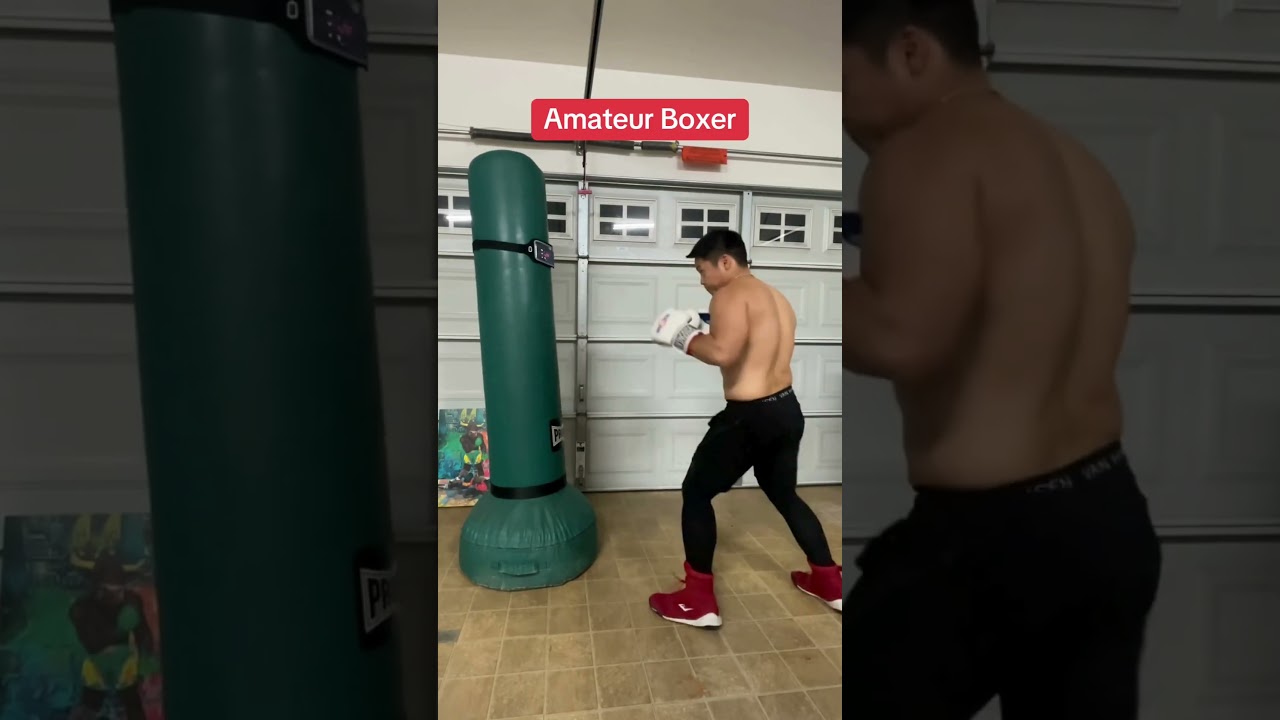Boxing stance and form: amateur VS pro boxer