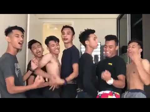 Budak Gay Boy Menyober