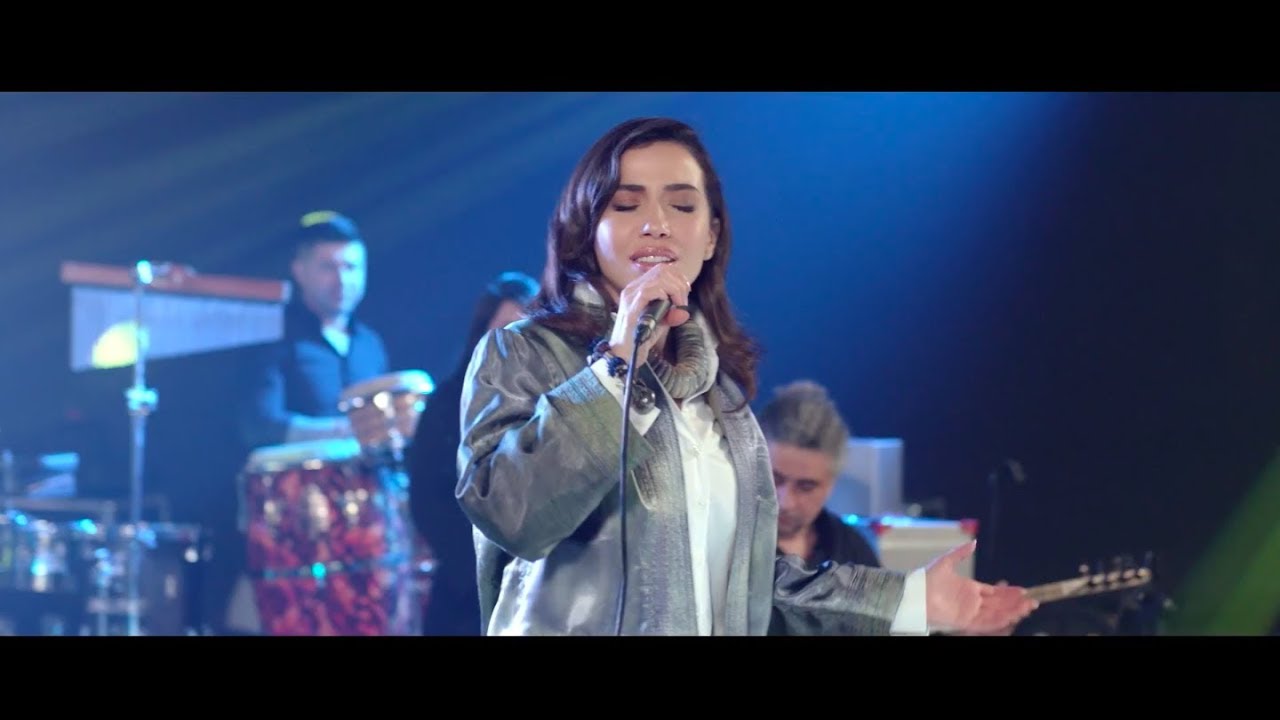 Burcu Güneş - Adaletin Bu Mu Dünya