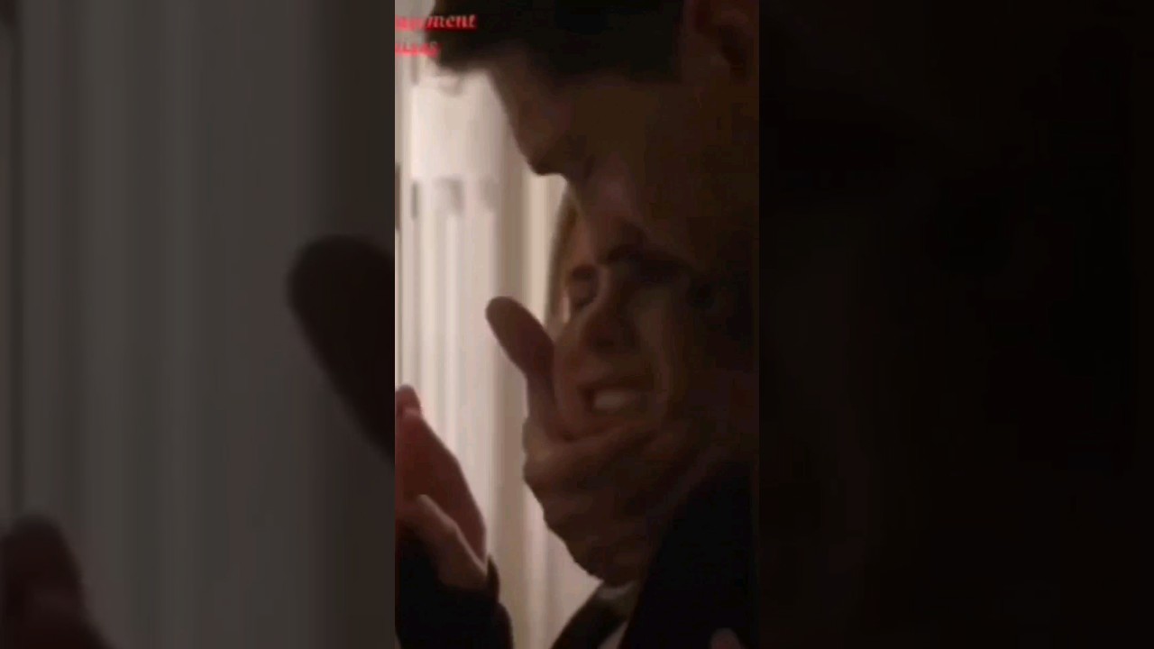 Burçin Terzioğlu / Onur Tuna Ateşli Sevişme Sahnesi #shorts #viral #netflix #sarmaşıkzamanı#ytshorts