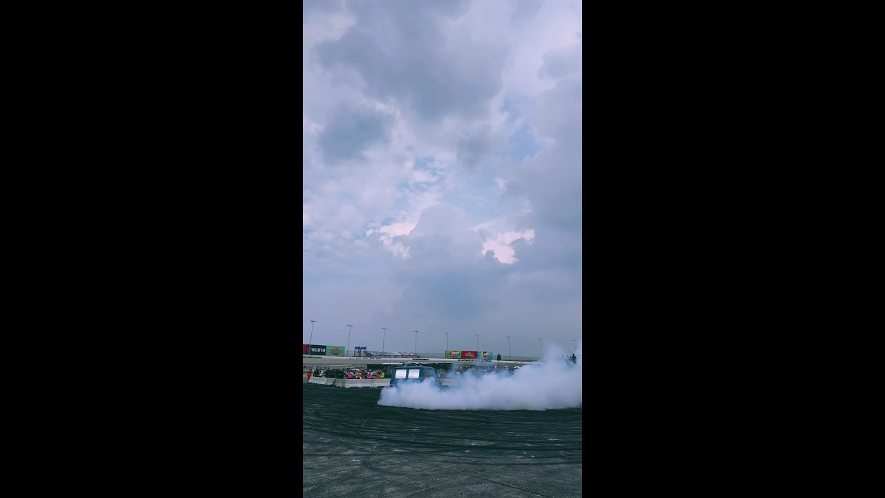 Burnout wars from LS Fest Texas