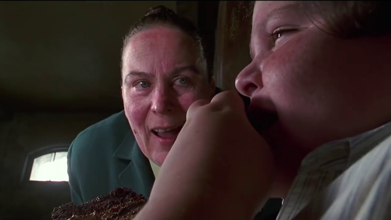 Cake Scene - Matilda (1996)