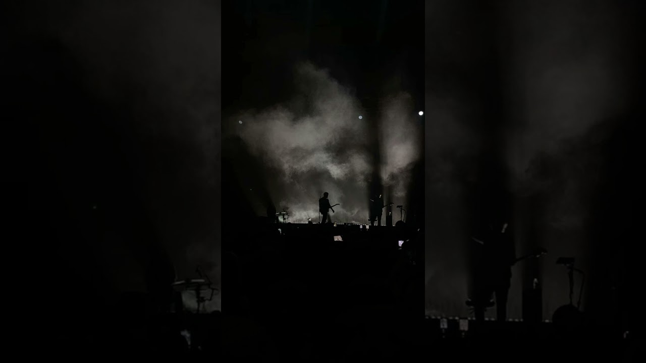 CAS ( playlist + rain )
