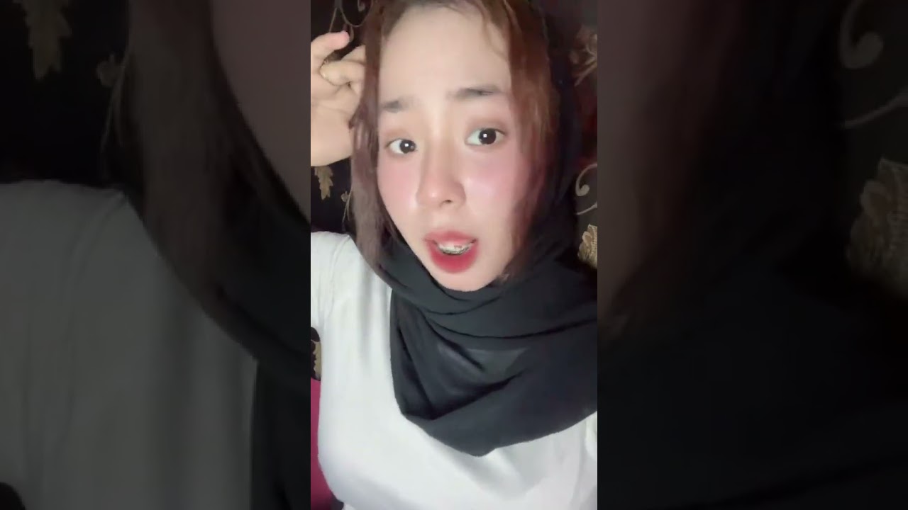 CEO GADIS SEPET BUKA TUDUNG??!