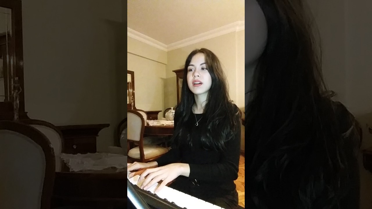 Ceyda Tezemir - Aşk Oyunu