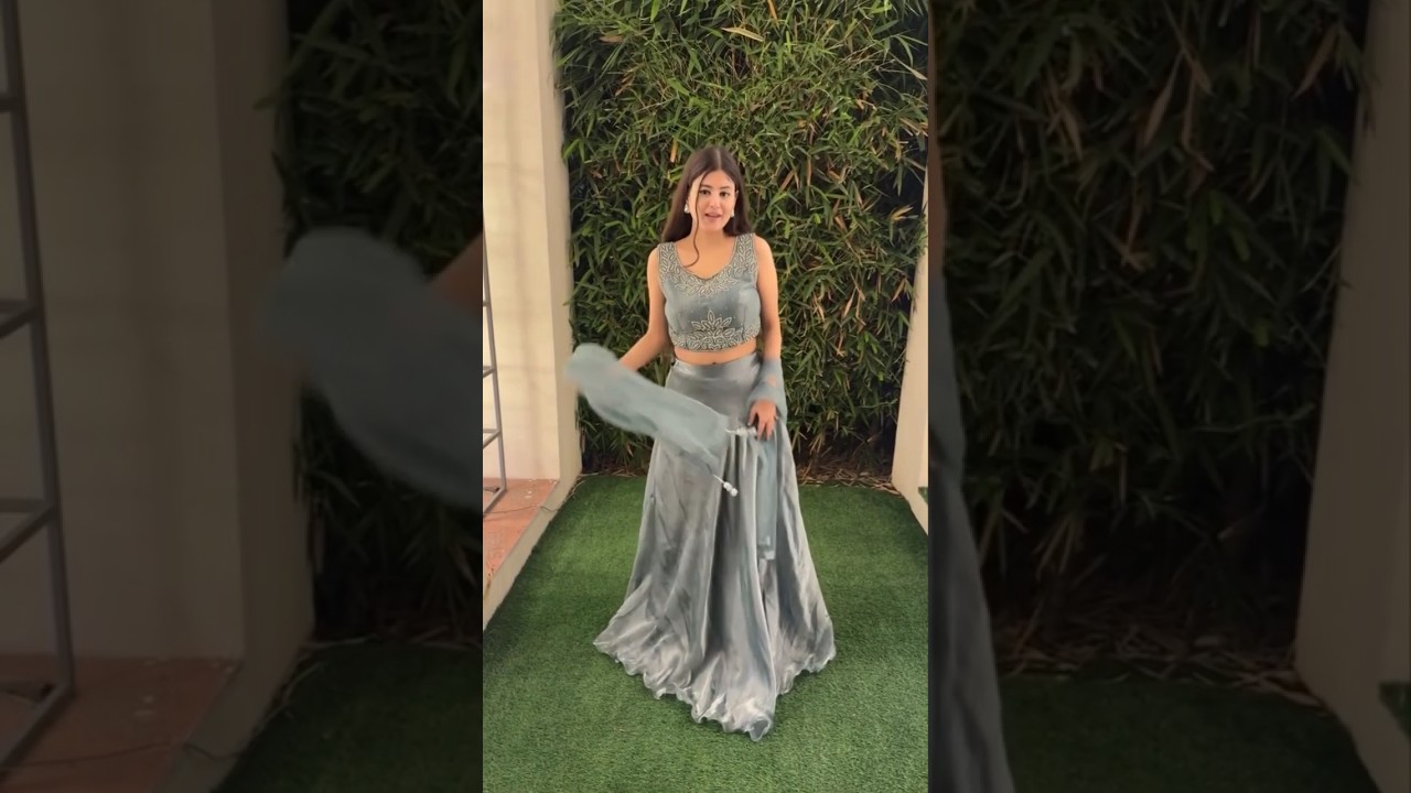 Chunnari Chunnari @priyamaggo1