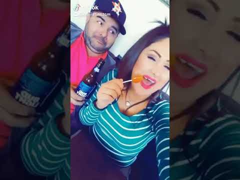 Chupar la paleta Cristy y Beto