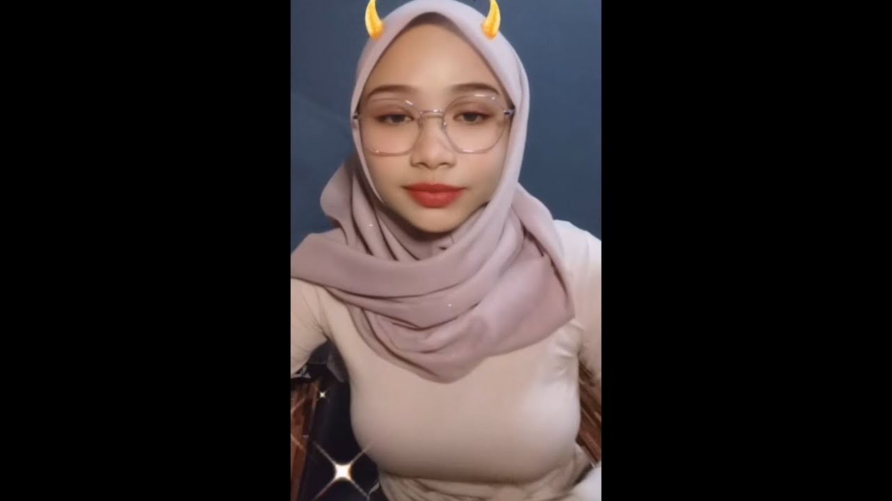 Cikya angkat tudung 🔥