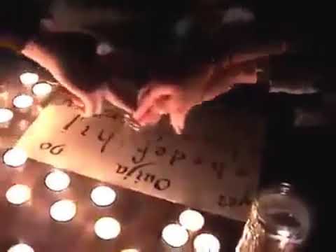 Cin Çağıran Arkadaşlar (Kızın İçine Cin Giriyor)