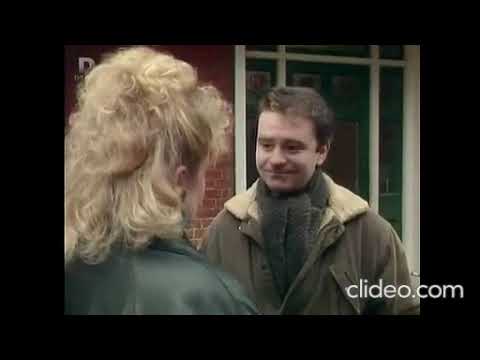Classic EastEnders: The Den & Angie Watts Story - Part 33   (1988)
