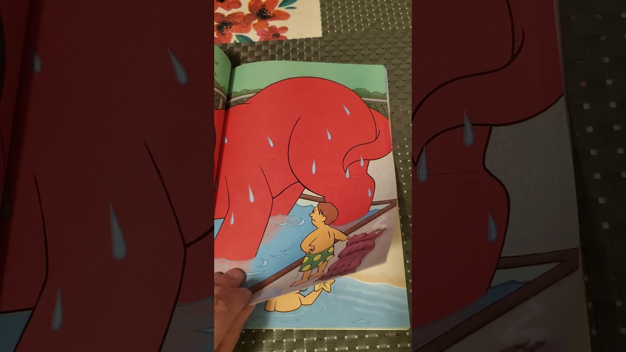Clifford Makes a Splash