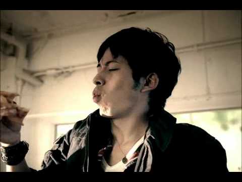 CM Right-on 「目覚め」篇 岡田准一