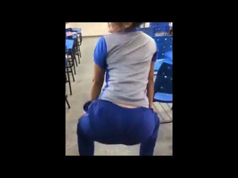 colegialas twerk