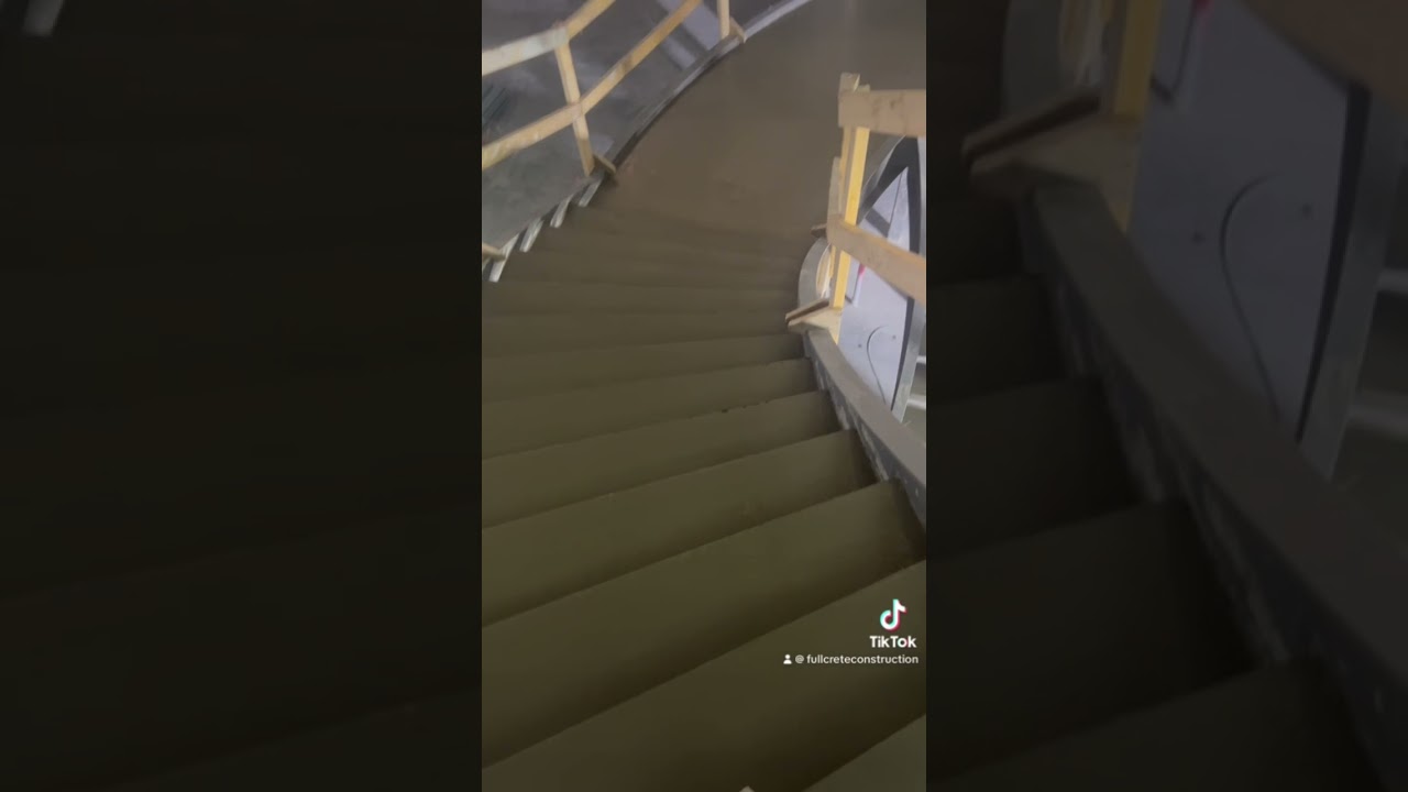 #concrete #tiktok #construction #funny #funnyshorts #funnyvideo #work #cement #stairs #mudmoney #yeg