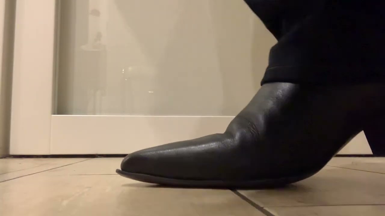 Cowboy Boots stomp dead bug