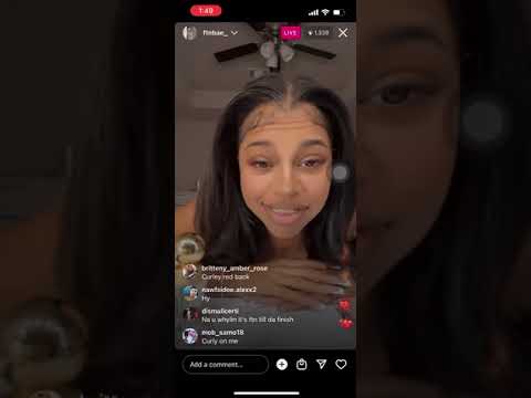 Curlyyred twerk on Instagram live