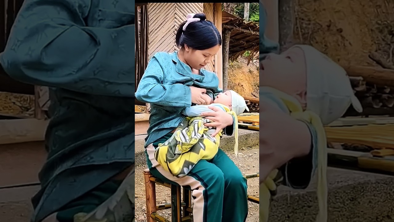 Cute little baby breastfeeding tutorial vlogs 🥹👍💝 #baby #breastfeeding #milk #mom #tutorial #indian