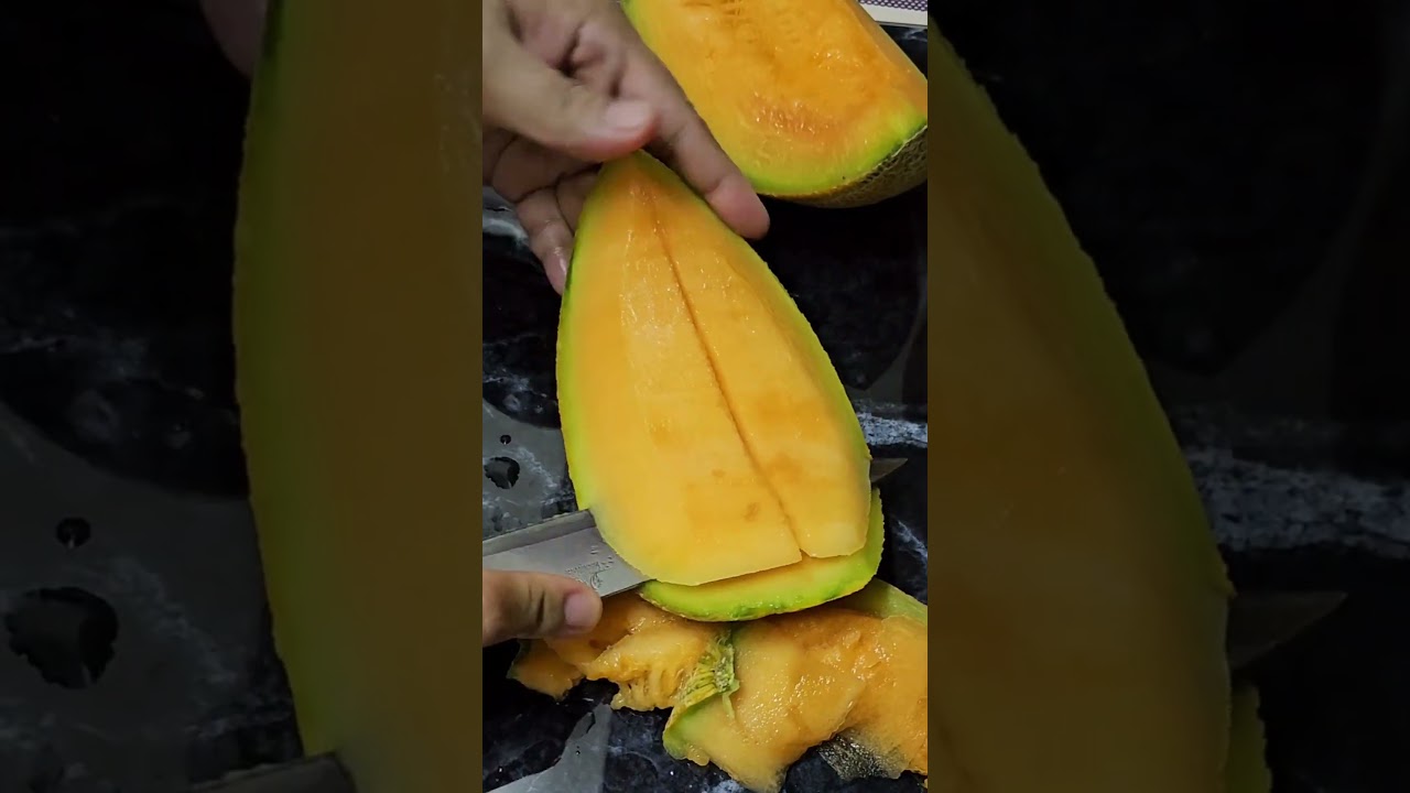 Cutting Cuantalope #viralvideo #food #shortvideo #asmr #trending #shorts #satisfying