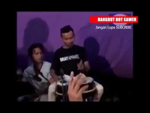 Dangdut Koplo Hot UUT SELLY   Sayang   YouTube