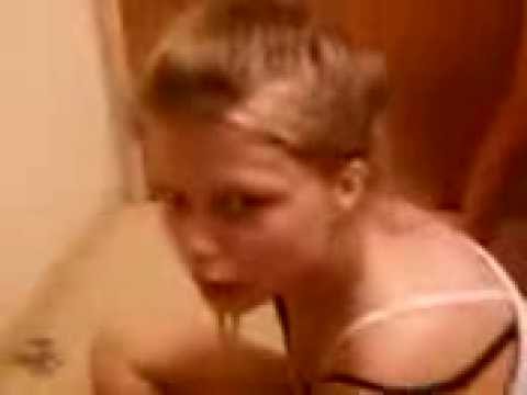 Danielle, Jorey, The Jordans & Swim in a hotel bathroom