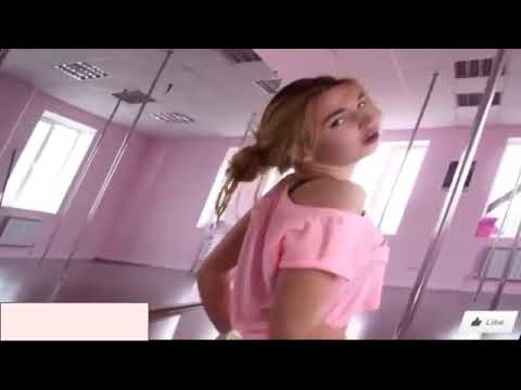 Darlene Sid   WHITE GIRL Twerk OMG Sexy Ass Twerk # 22
