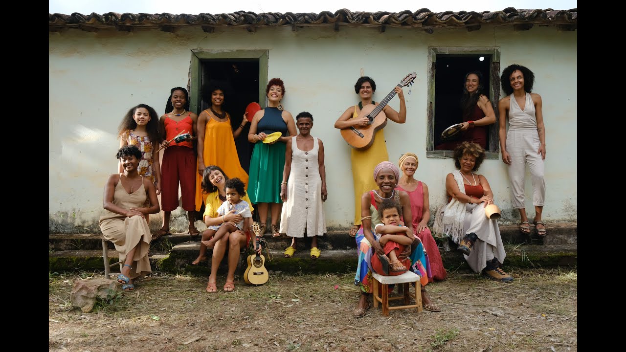De Umbigo a Umbigo - Clipe Oficial