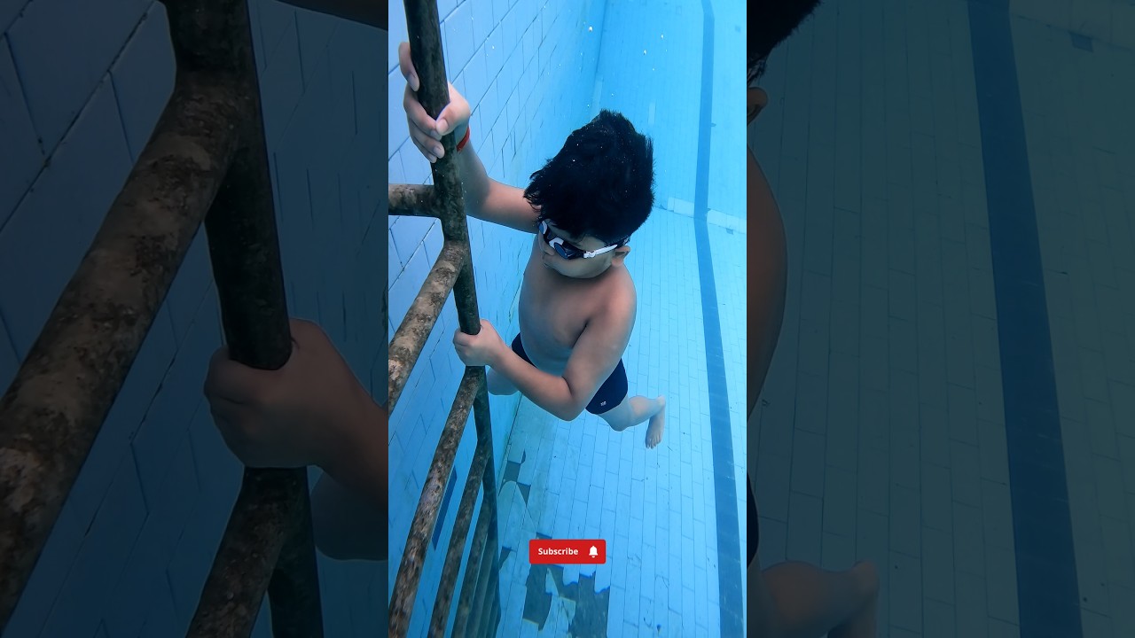 Deep Water Swimming 🏊🏻 #swimming #swimmingtips #swim #deepwater