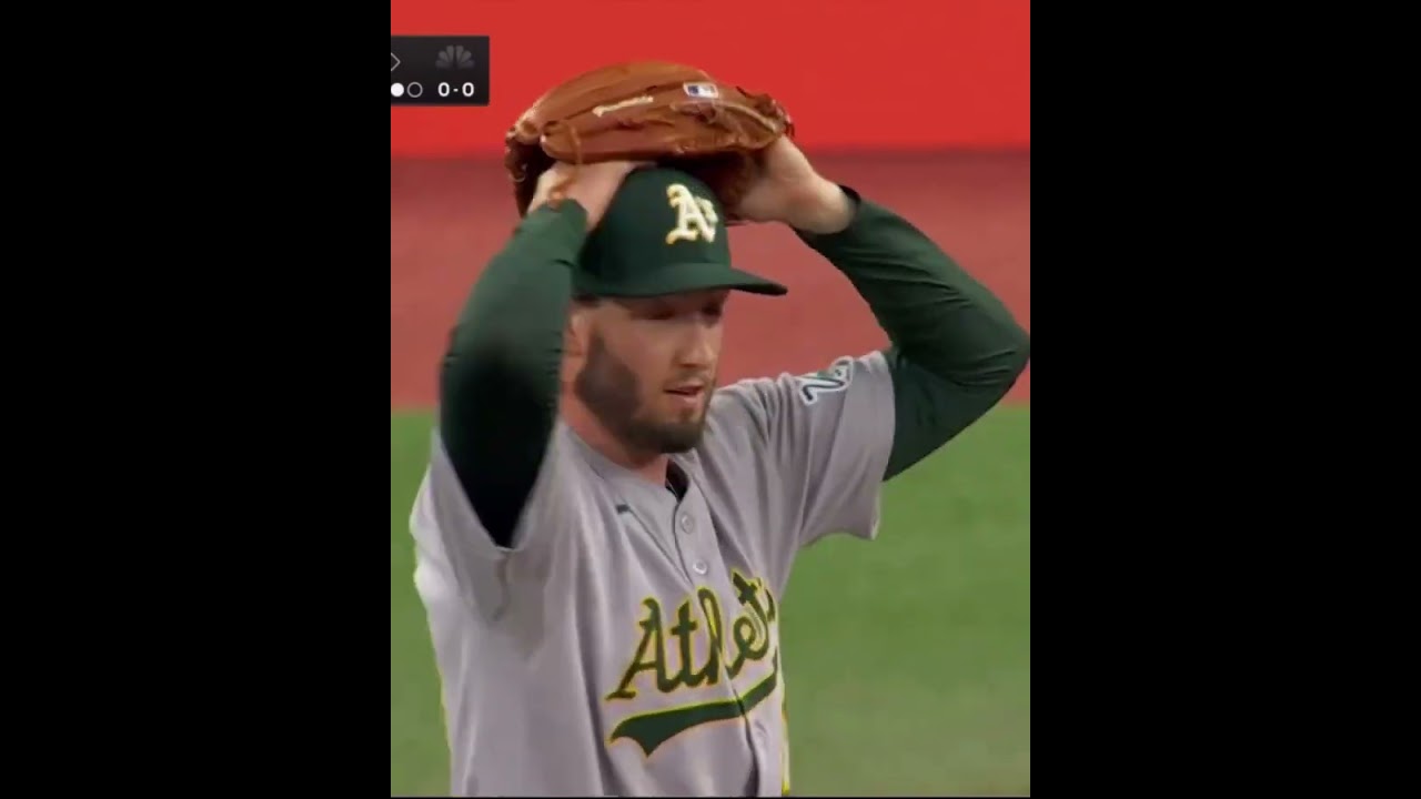 DENZEL CLARKE or spider man 😨😨😨 🔥🔥🔥 #mlb #baseball #sports A#highlights #denzelclarke