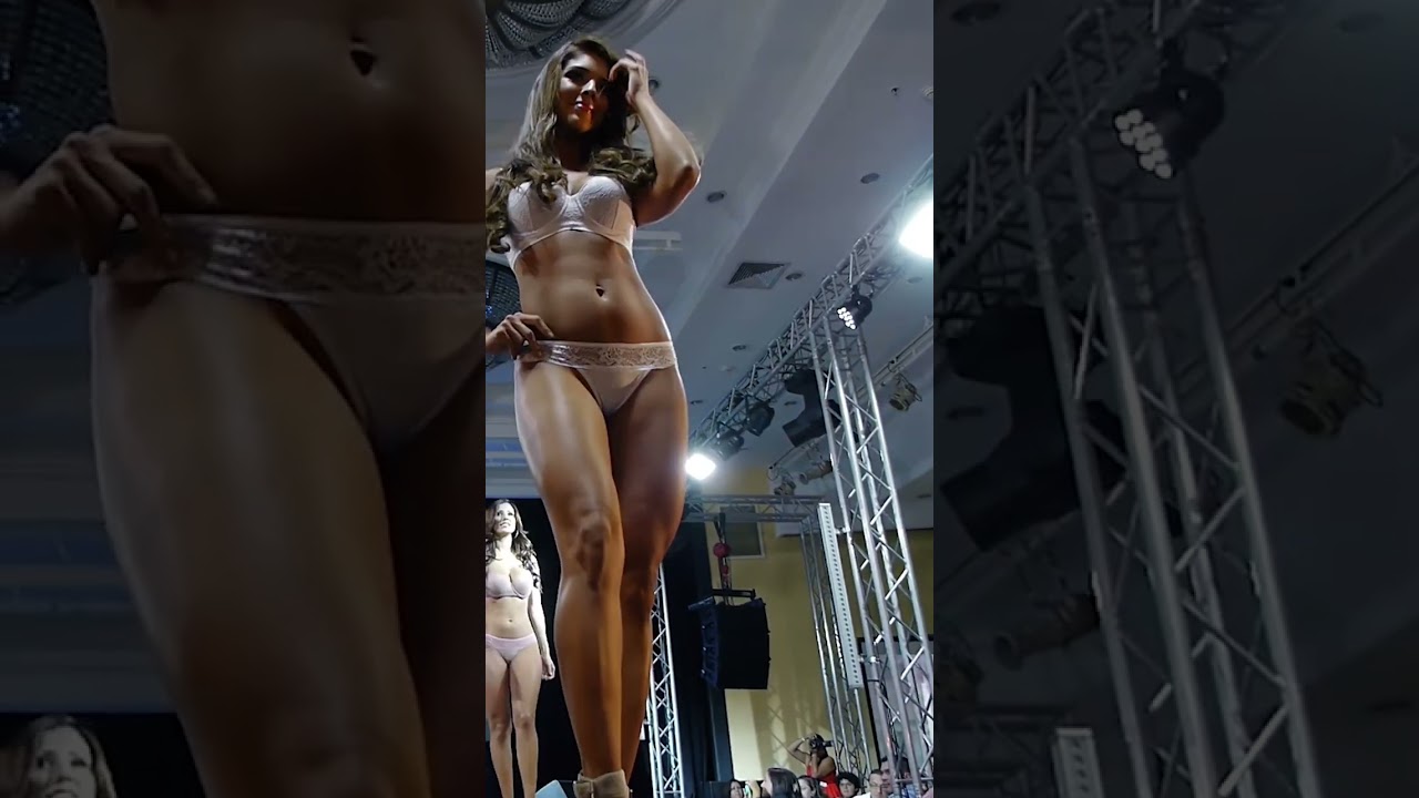 Desfile completo no canal - Chamela lingerie #shorts
