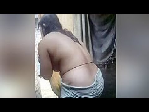 Desi bhabi ki bath video ॥ #bhabhi #hot #love #desibhabhi #aunty #desi #hotbhabhi #indianbhabhi