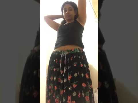 Desi girl remove dress