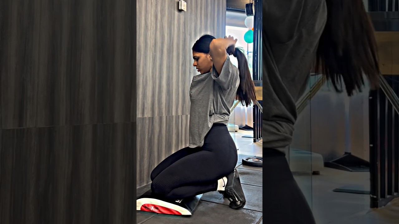 Desi Gym Girls Curvy Body Thighs Shaping Workout In Tight Leggings Exercise #gymgirlsdaily #workouts