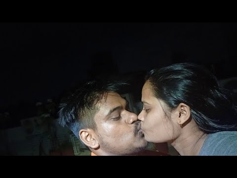 desi kiss