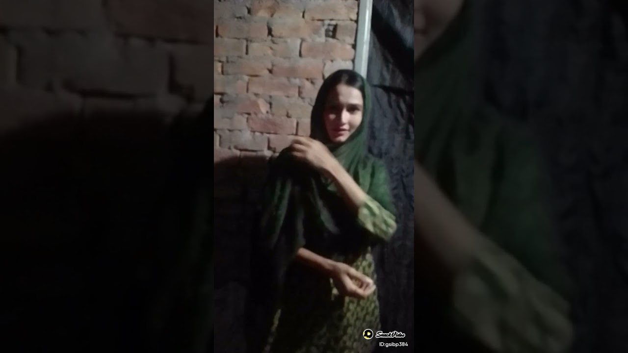 desi paki girls viral tik tok video. .#desikiss #desicouplekissing #desikissing #mmsscandal(4)