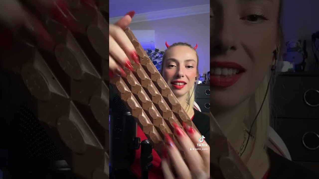 Dev çikolata mukbang asmr 😋 #asmr #çikolata #gloss #fısıltı #kisses #mouthsounds
