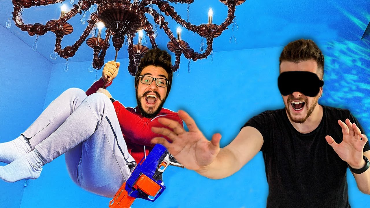 DEV VİLLADA KÖREBE OYNADIK!