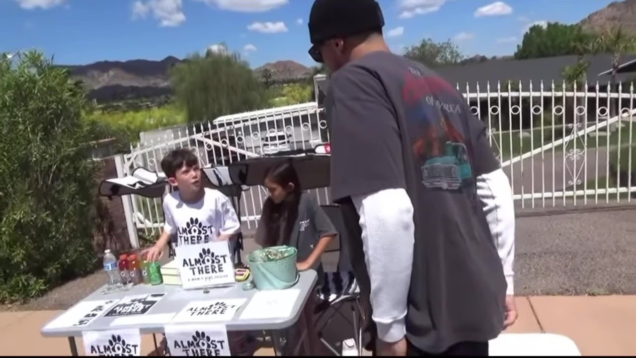 DEVIN BOOKER IN HIS VINTAGE CHEVROLET SURPRISES KIDS WHO RUNS LEMONADE STAND IN THE HIGH WAY