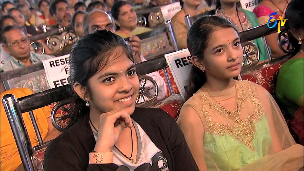 Dillaku Dillaku Song | Geetha Madhuri,Tippu,Performance | Super Masti | Rajahmundry | 5th March 2017