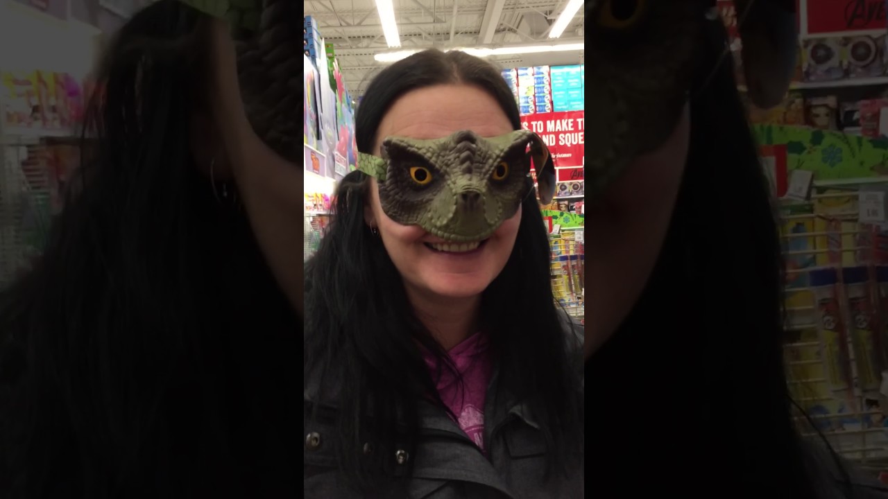 Dinosaur Aunty