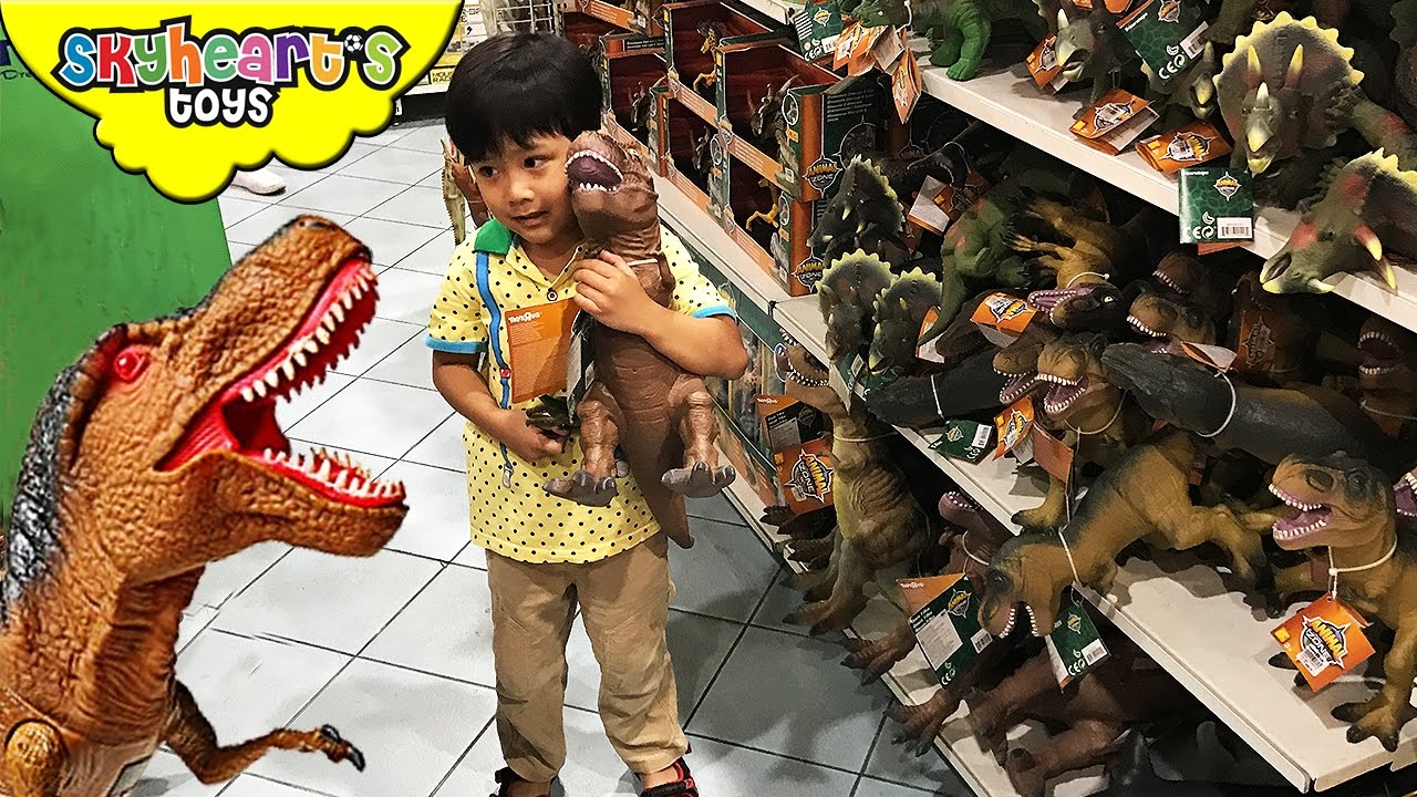 DINOSAUR TOYS Shopping in Toys R Us - Mighty Megasaur, Jurassic World Animal Planet Dinosaurs