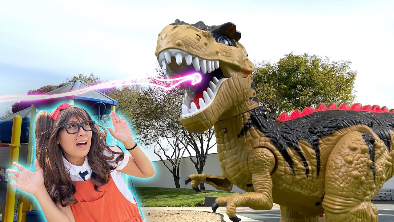 Dinosaurs For Kids | Soso Plays With Her Dinosaur Toys That Become Big!