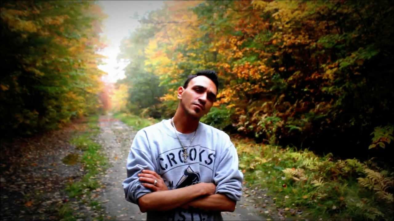 DOC DEE - L'HOMME QUE JE SUIS // VIDEOCLIP OFFICIEL // HD
