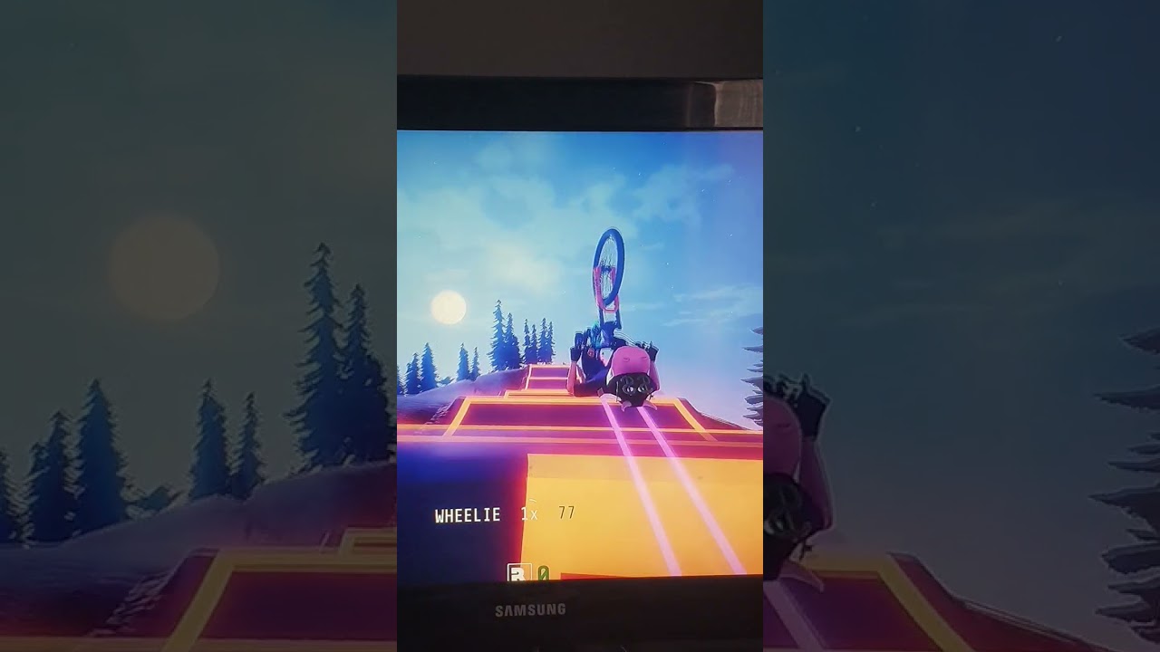 doing a wheelie #descenders #Descenders #fortnite #stw #gaming #game #wheelie #bike #bmx #subscribe