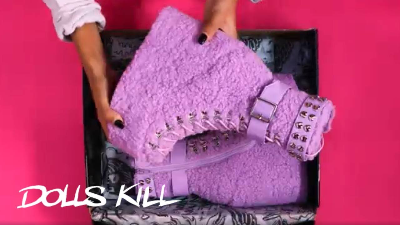 Dolls Kill | Unboxing: Sugar Thrillz Cozy Shoes