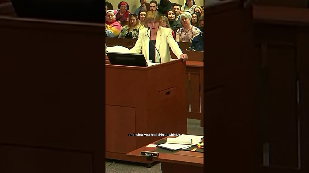 Dr Shannon  Curry gives Amber Heard's lawyer a tough time 😂😂 #johnnydepp #shorts #tiktok #trending
