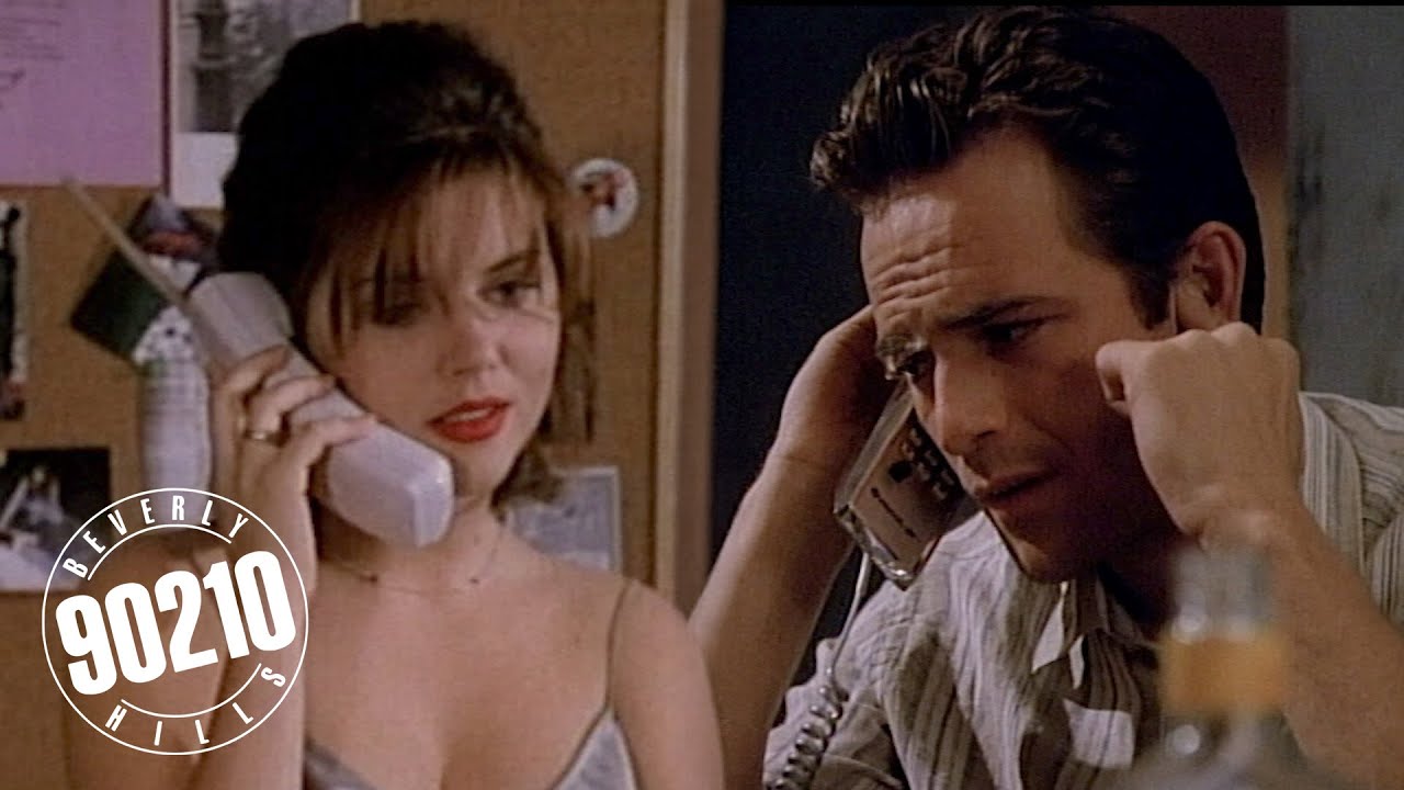 Dylan Asks Valerie to Help Him in Mexico