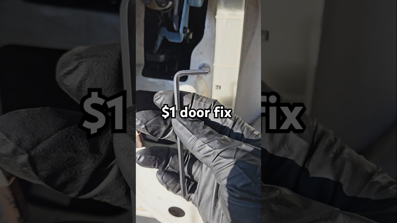 easiest door fix ever #Freightliner #diesel #work #mechanic
