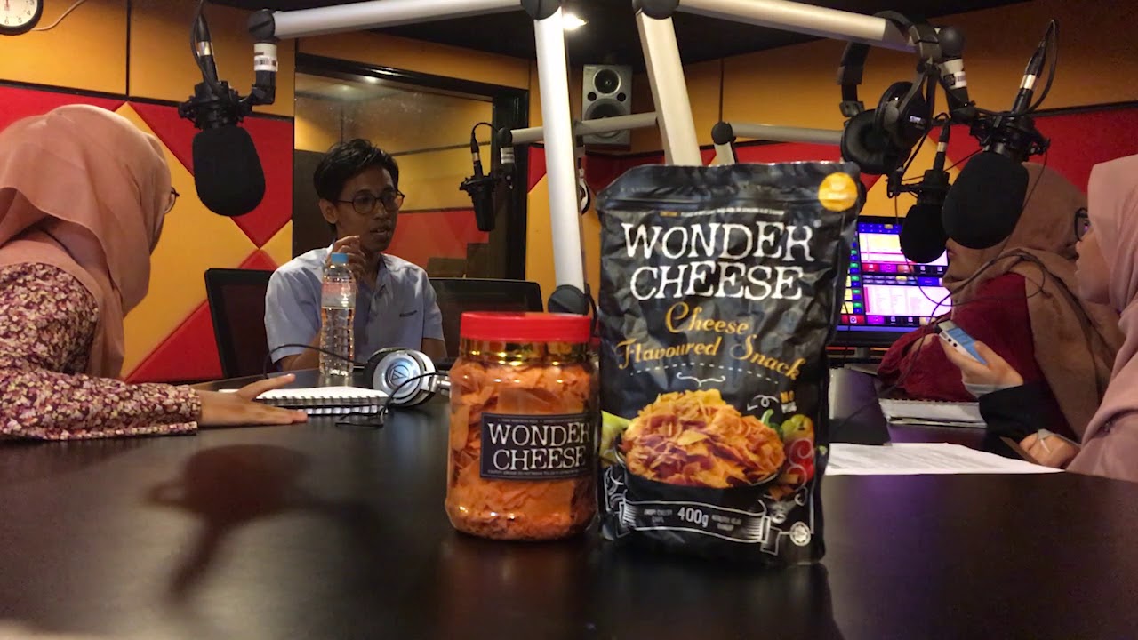 EAT WHAT / WONDERCHEESE / IIUMFM