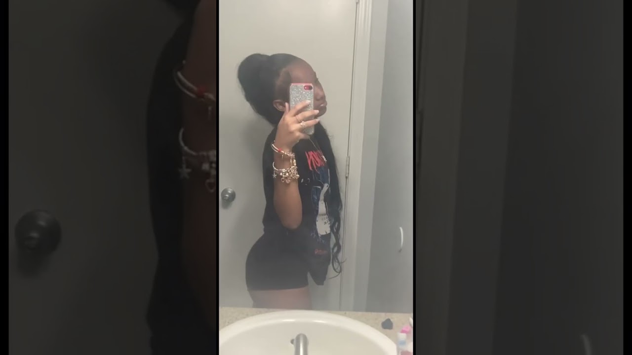 ebony farts #farts #gassy #stinky