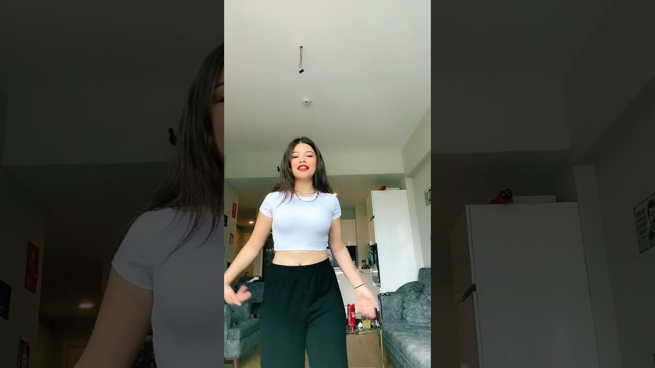 Eda Sakız Yeni Tiktok Videosu